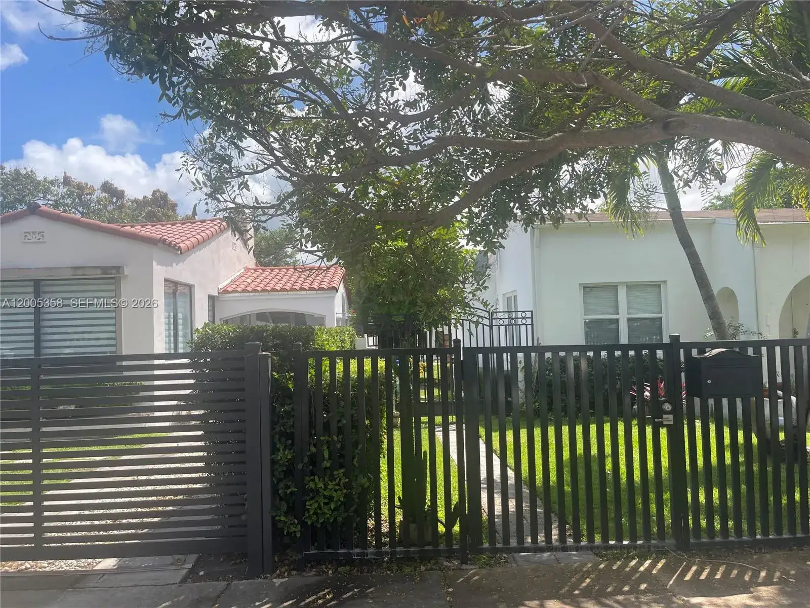 2 bedroom 1 bath Residential Lease for rent at 554 NE 74th St # 2, Miami FL 33138