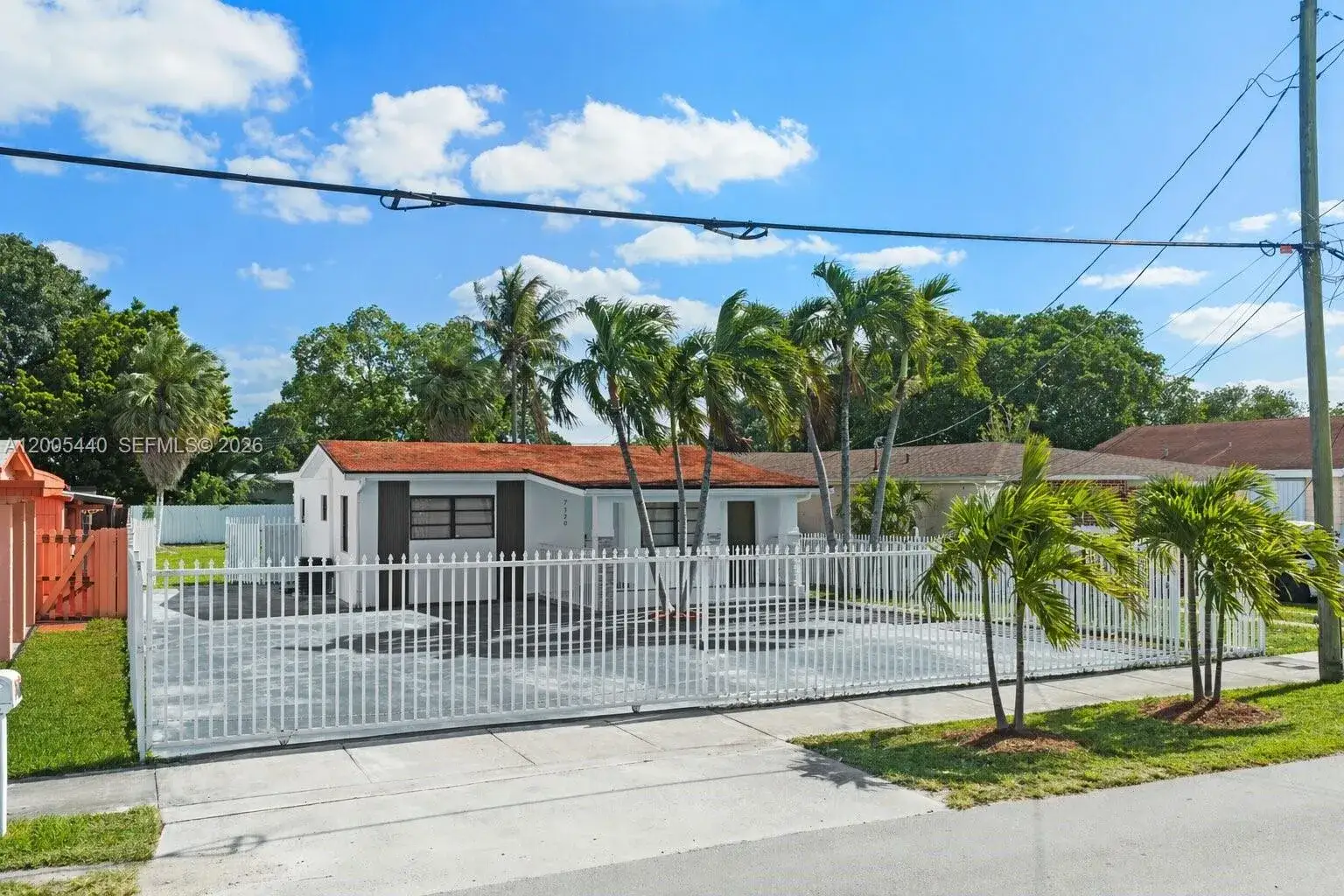 2 bedroom 1 bath Residential for sale at 7120 SW 21st St, Miami FL 33155