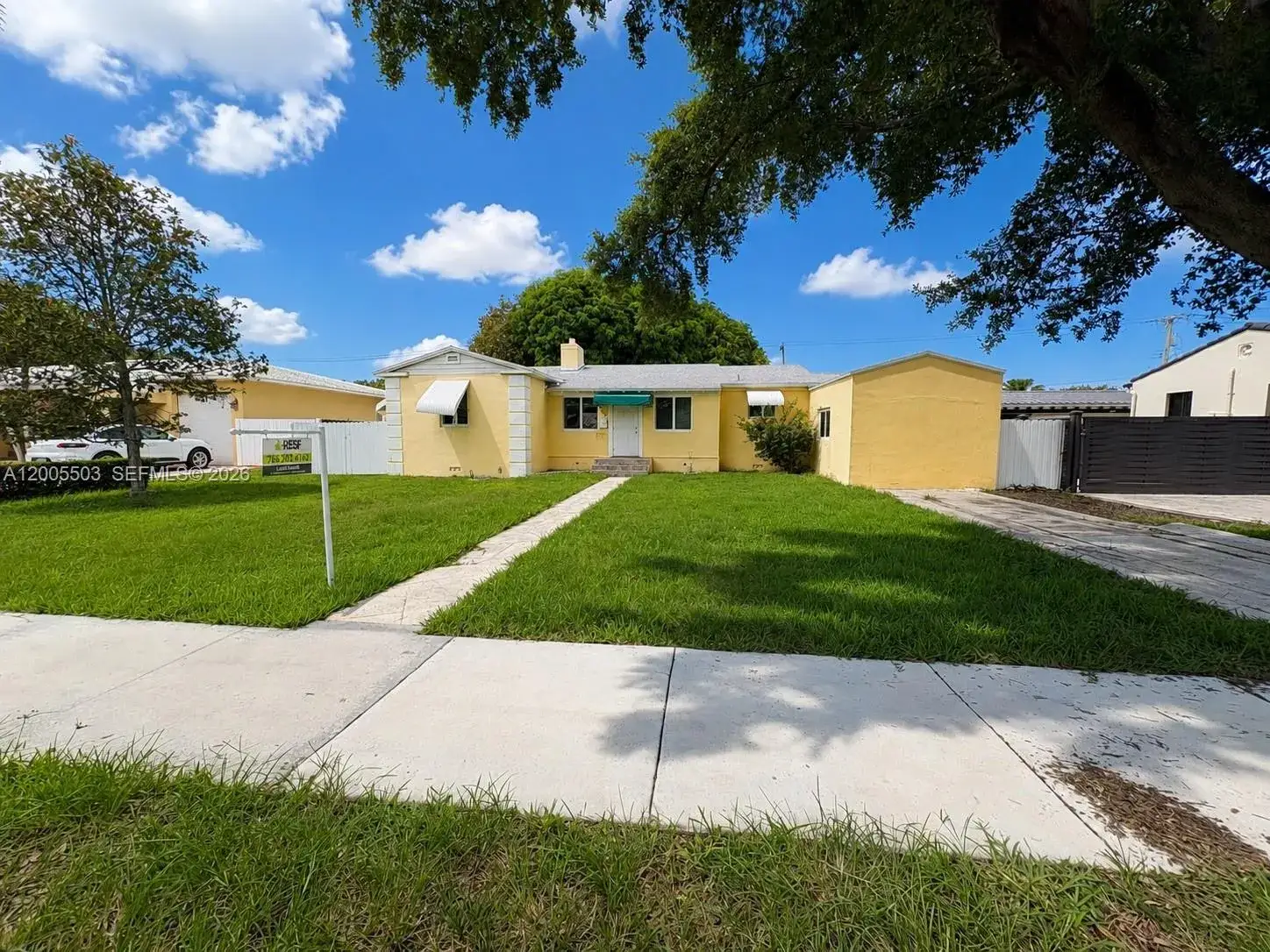 4 bedroom 2 bath Residential for sale at 432 Palmetto Dr, Miami Springs FL 33166