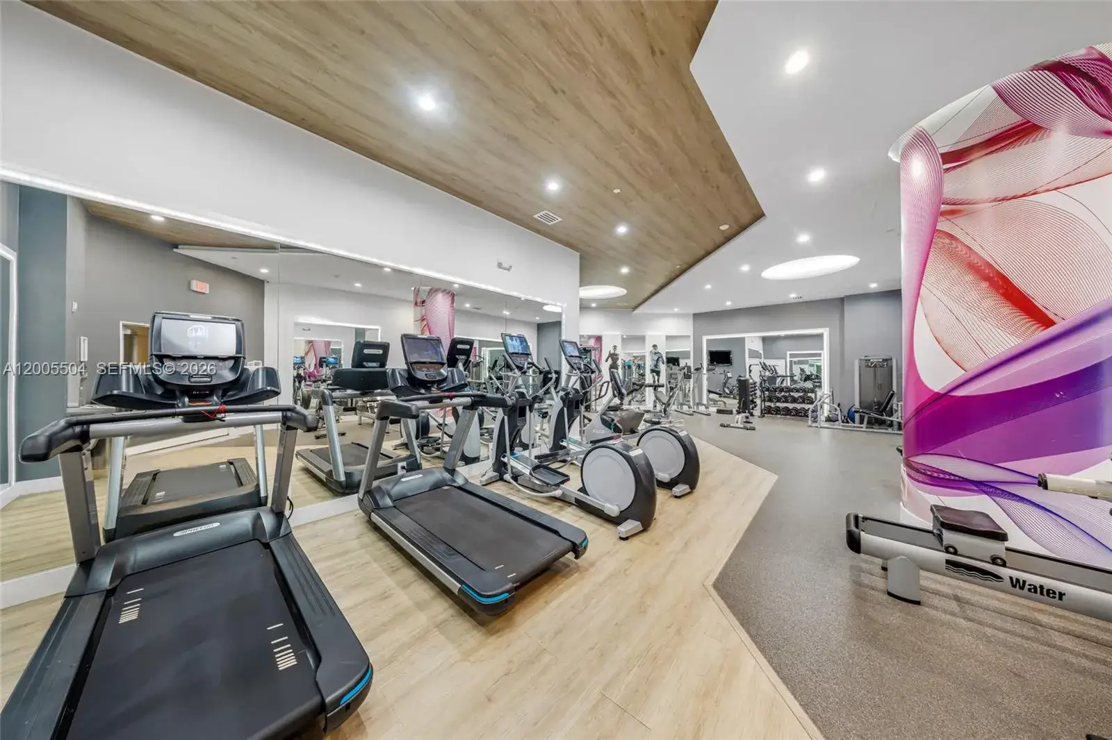 3 bedroom 2 bath Residential for sale at 3610 Yacht Club Dr # 1016, Aventura FL 33180