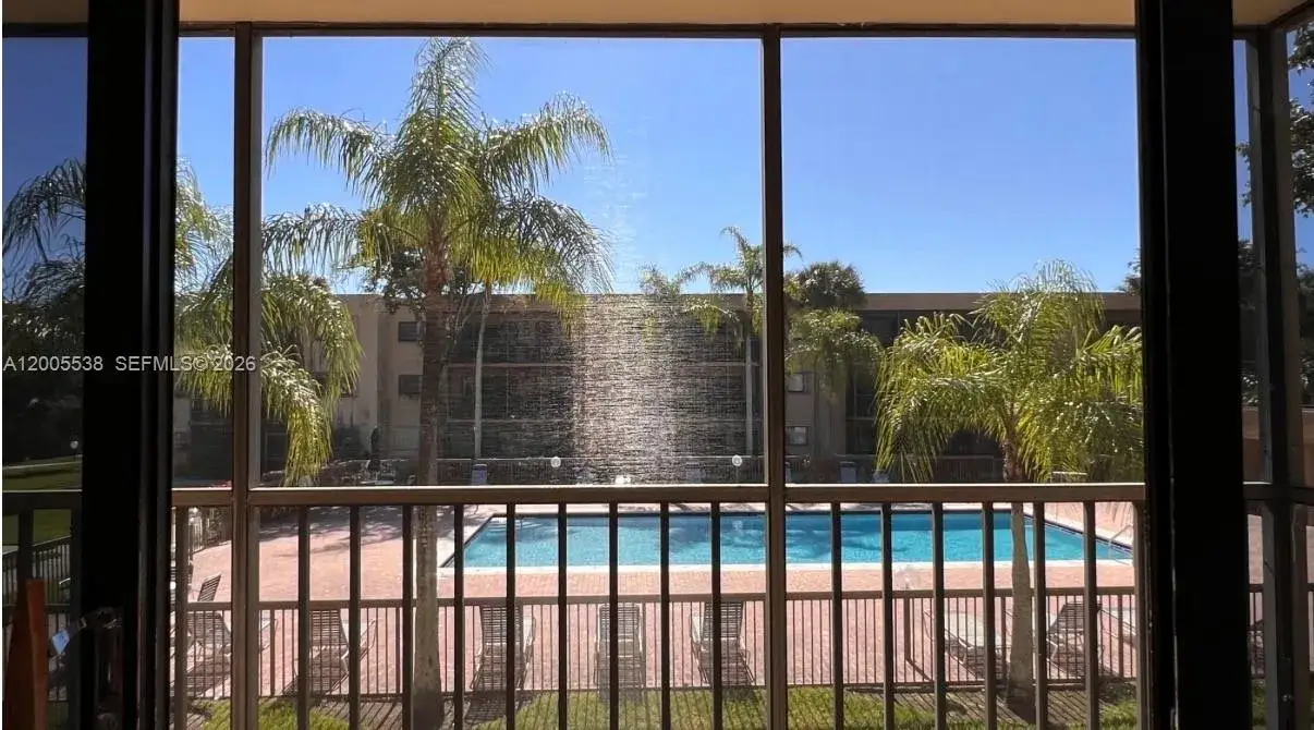 2 bedroom 2 bath Residential for sale at 8415 SW 107th Ave # 208W, Miami FL 33173