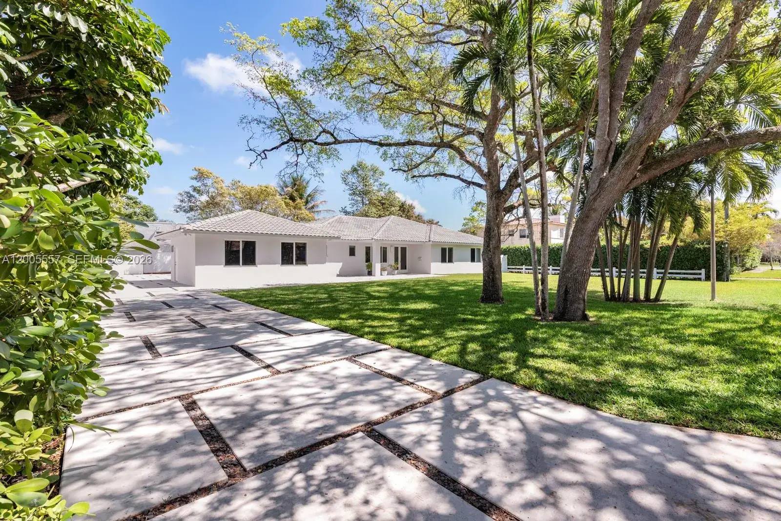 3 bedroom 2 bath Residential for sale at 11555 Griffing Blvd, Biscayne Park FL 33161