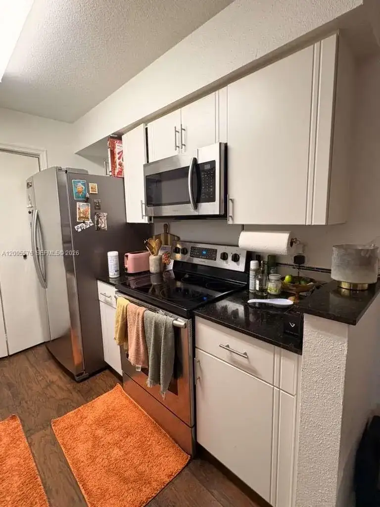 2 bedroom 1 bath Residential for sale at 833 Riverside Dr # 834, Coral Springs FL 33071