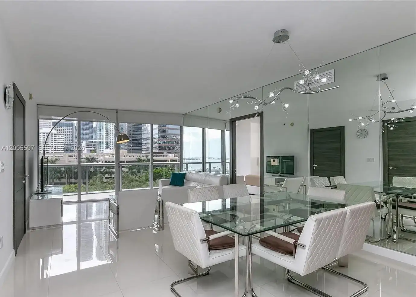 2 bedroom 2 bath Residential for sale at 495 Brickell Ave # 703, Miami FL 33131