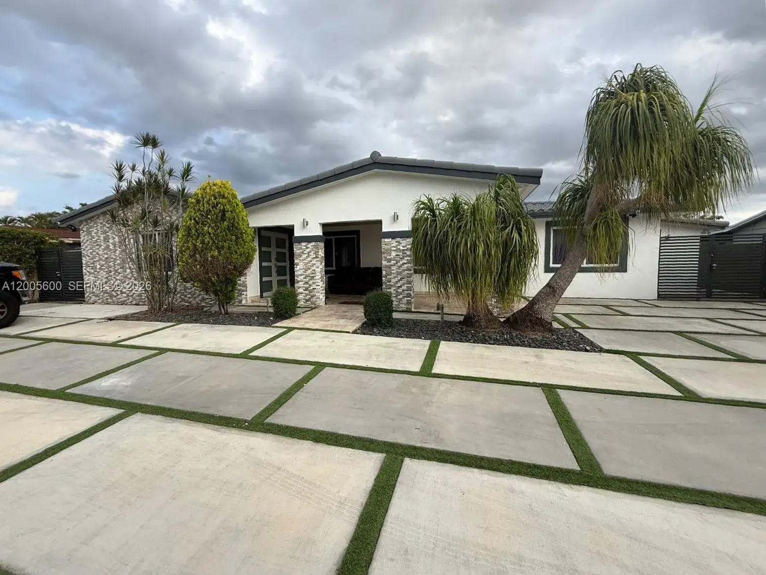 4 bedroom 2 bath Residential Lease for rent at 13412 SW 68th Ter # 0, Miami FL 33183