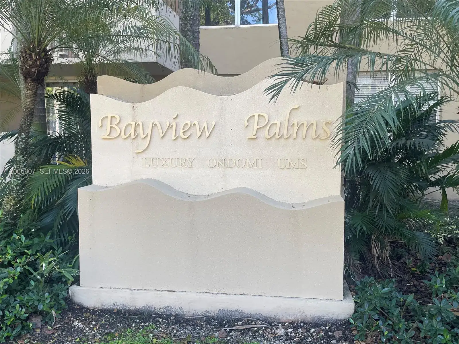 2 bedroom 2 bath Residential for sale at 1800 Sans Souci Blvd # 107, North Miami FL 33181