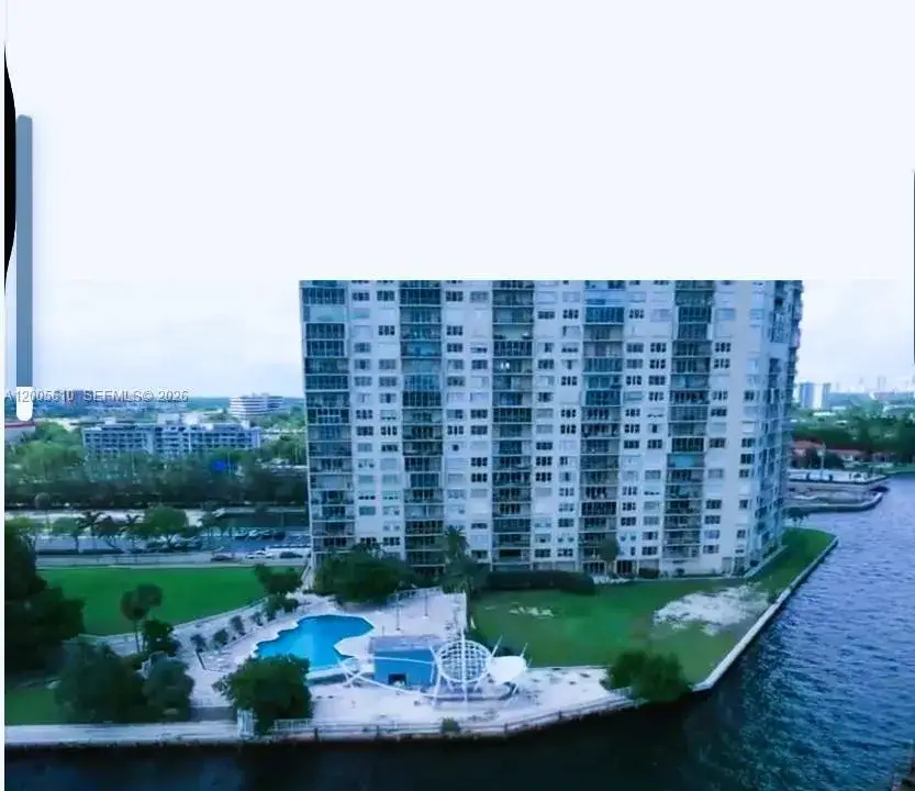 2 bedroom 2 bath Residential Lease for rent at 11111 biscayne blvd # 1815, Miami FL 33181