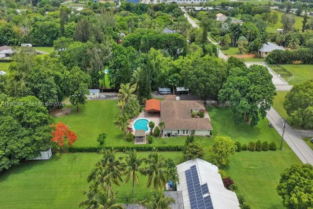 4 bedroom 3 bath Residential for sale at 4981 SW 186th Ave, Southwest Ranches FL 33332