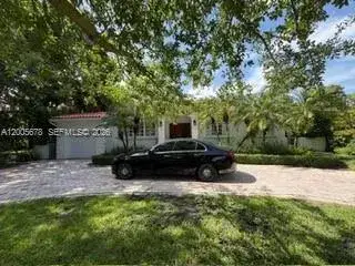 4 bedroom 3 bath Residential Lease for rent at 1237 Aduana Ave, Coral Gables FL 33146