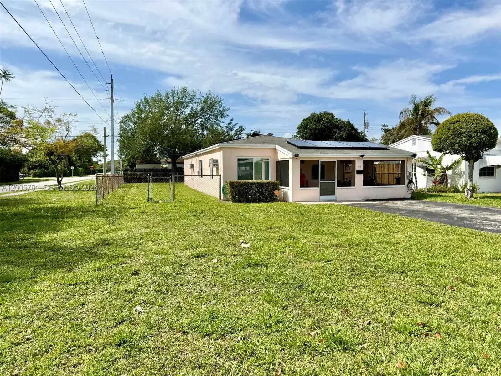 3 bedroom 2 bath Residential for sale at 1698 NE 177th St, North Miami Beach FL 33162