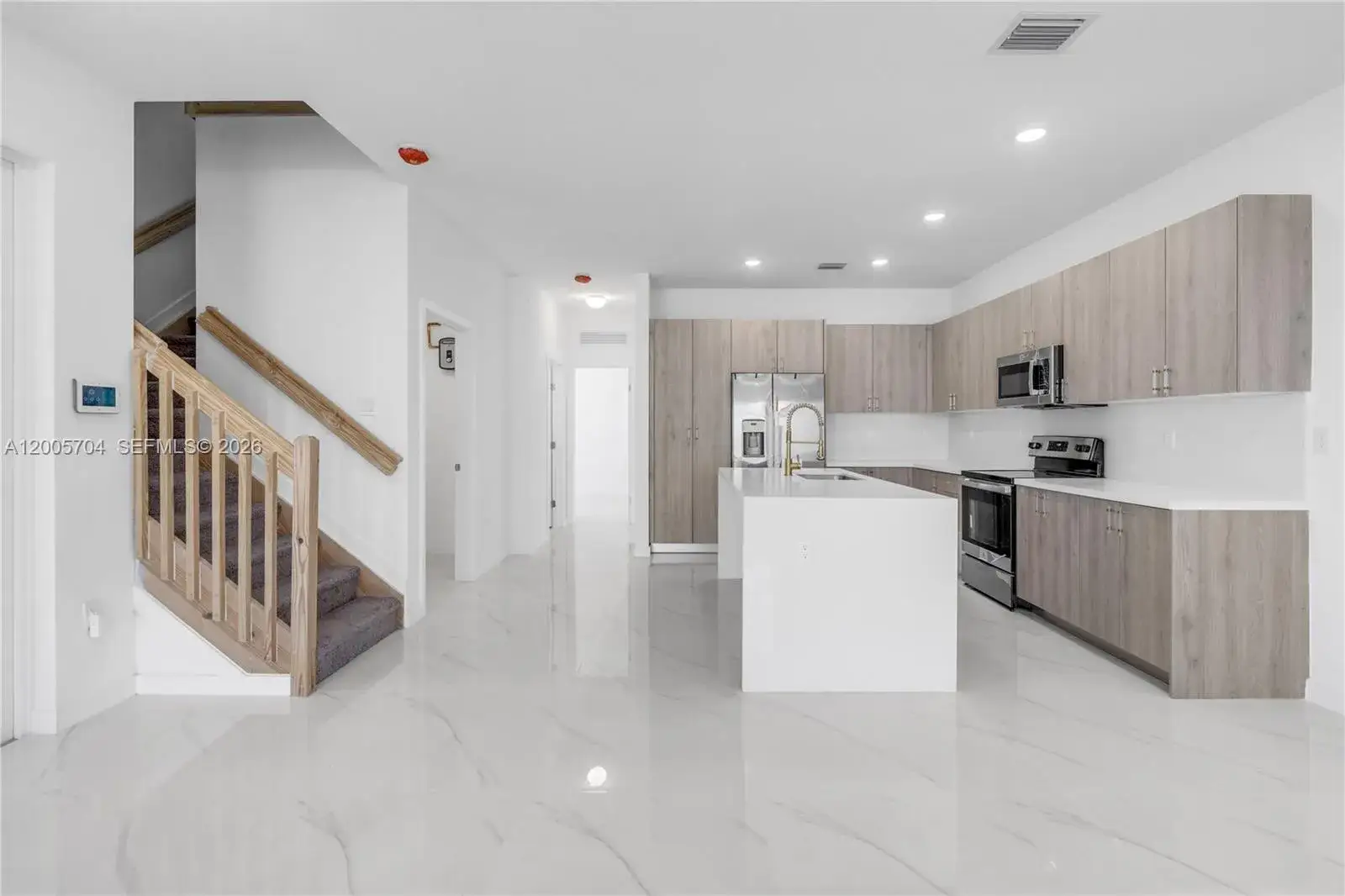5 bedroom 3 bath Residential Lease for rent at 22431 SW 125 ave # 19B, Miami FL 33033