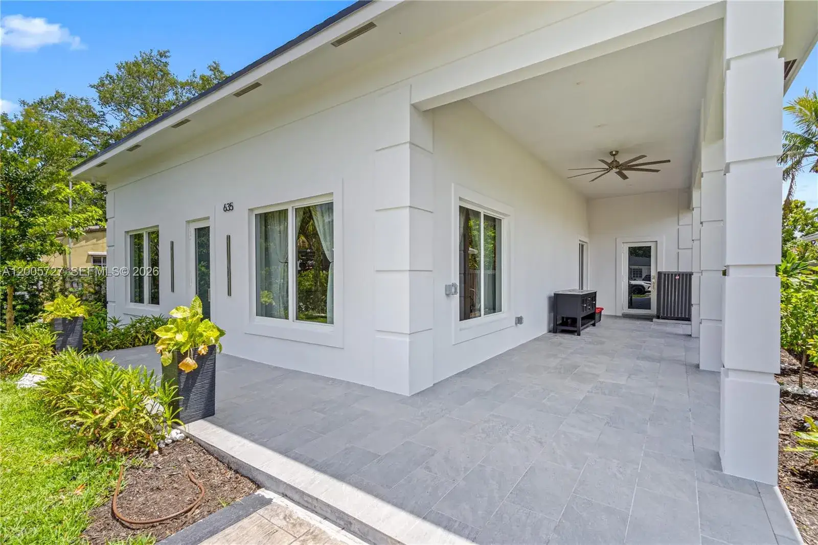 5 bedroom 3 bath Residential for sale at 635 SW 9th St, Hallandale Beach FL 33009