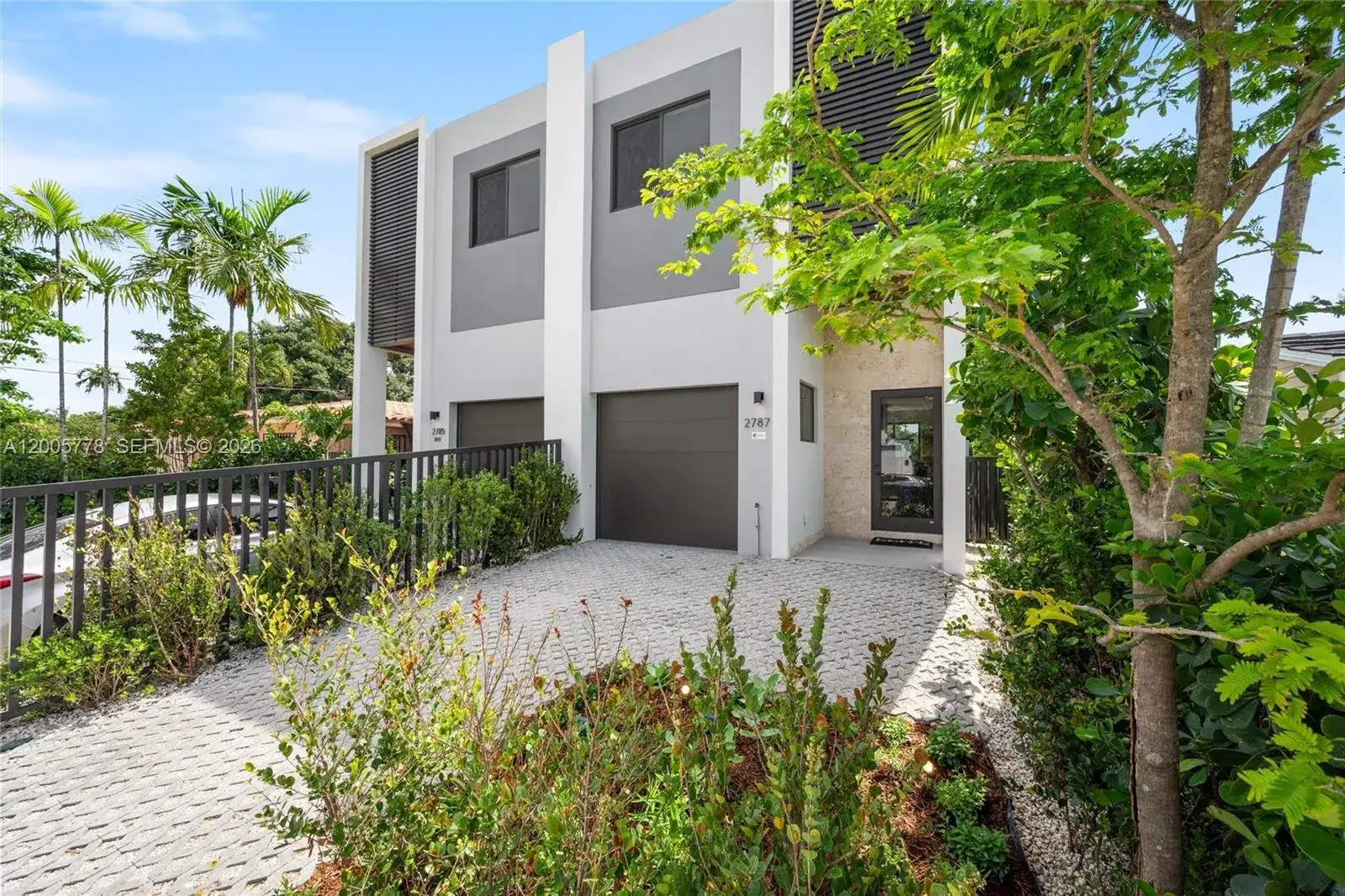 4 bedroom 4 bath Residential for sale at 2787 SW 34th Ave, Miami FL 33133