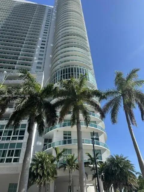 1 bedroom 1 bath Residential Lease for rent at 1800 N Bayshore Dr # 1506, Miami FL 33132