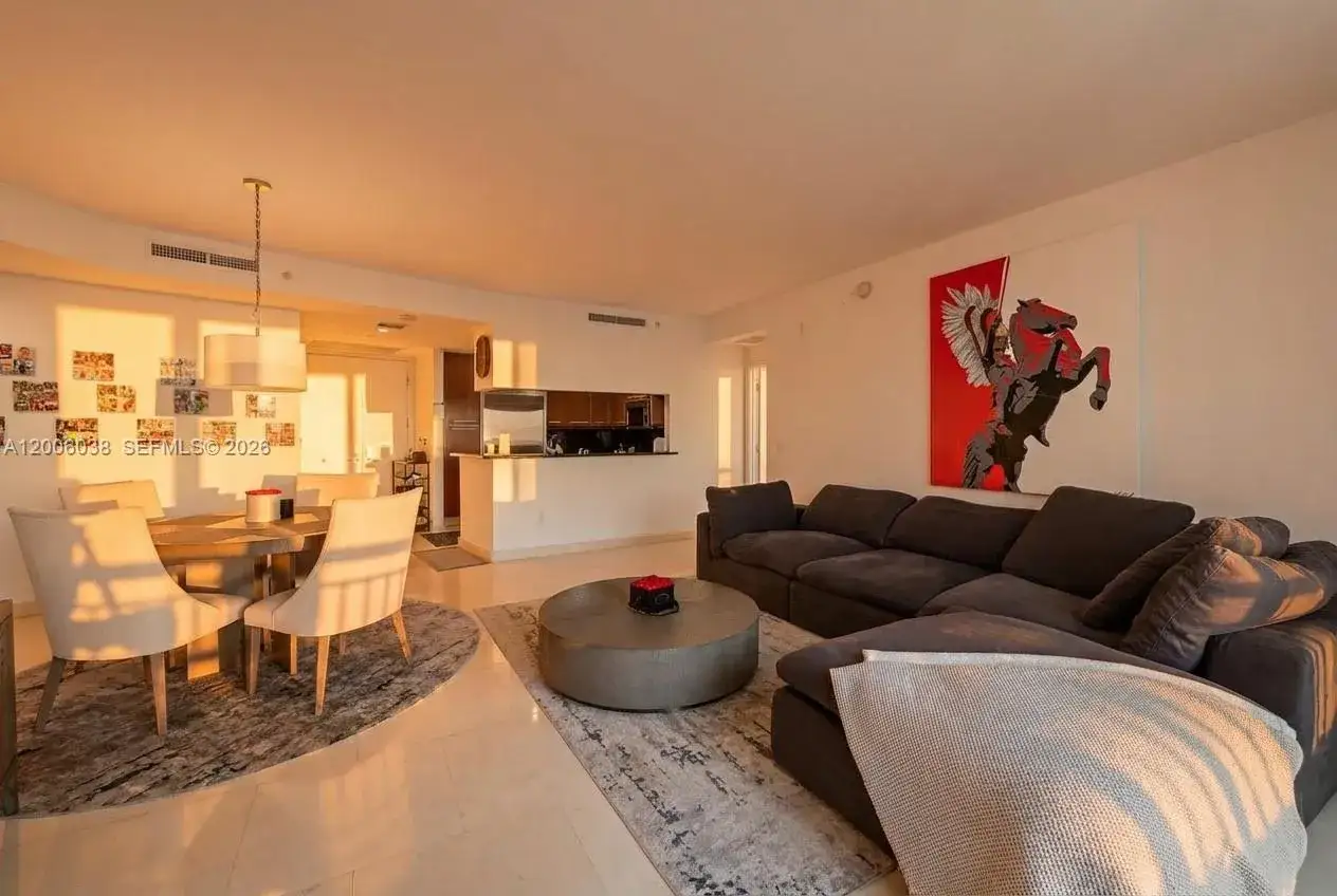 2 bedroom 2 bath Residential Lease for rent at 901 Brickell Key Blvd # 1009, Miami FL 33131