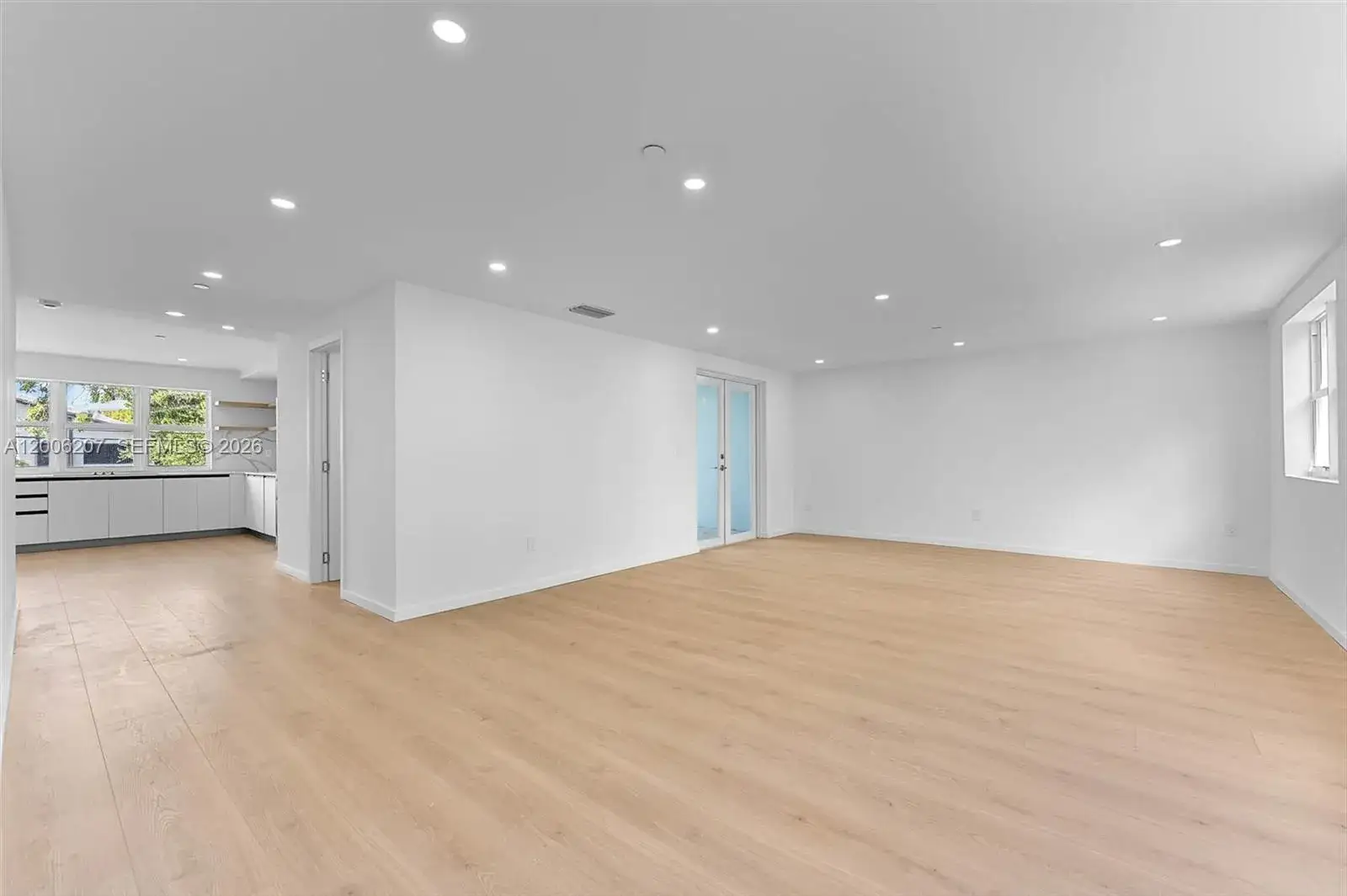 4 bedroom 2 bath Residential Lease for rent at 824 SE 12th Ct # 828, Fort Lauderdale FL 33316