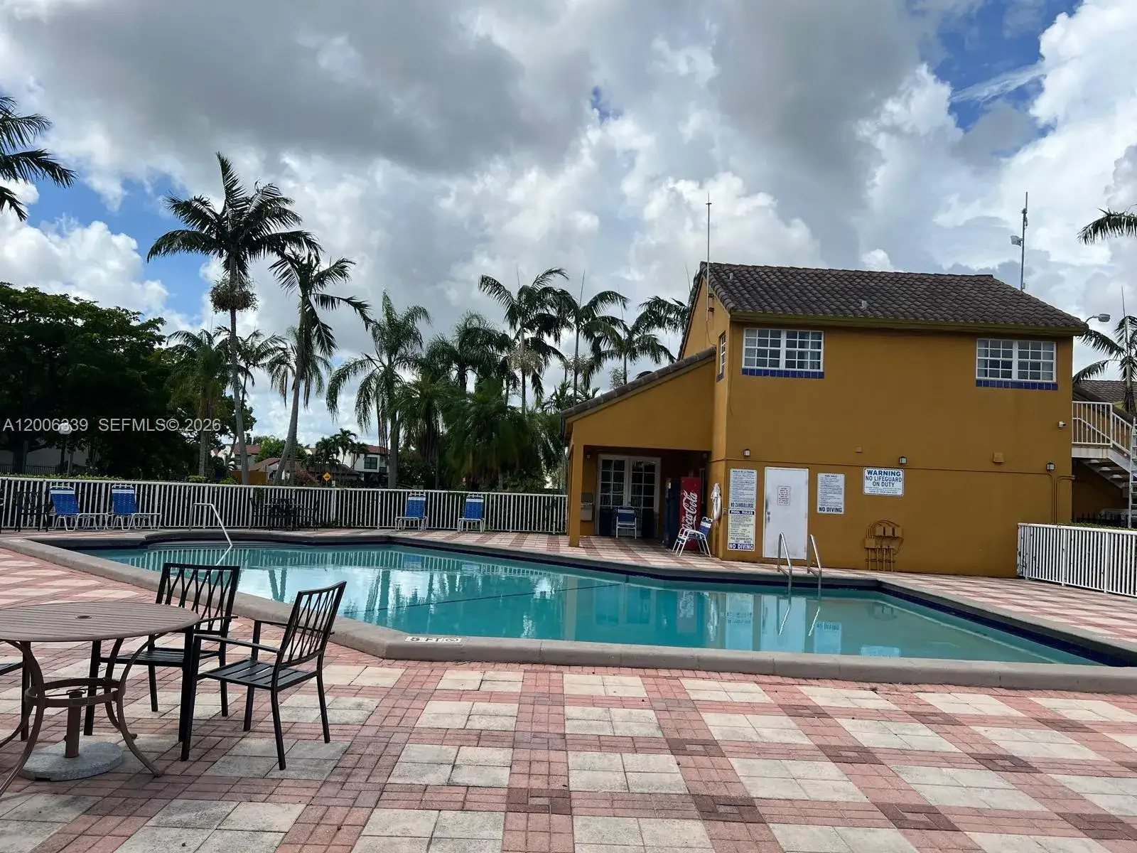 2 bedroom 2 bath Residential for sale at 9715 Fontainebleau Blvd # E308, Miami FL 33172