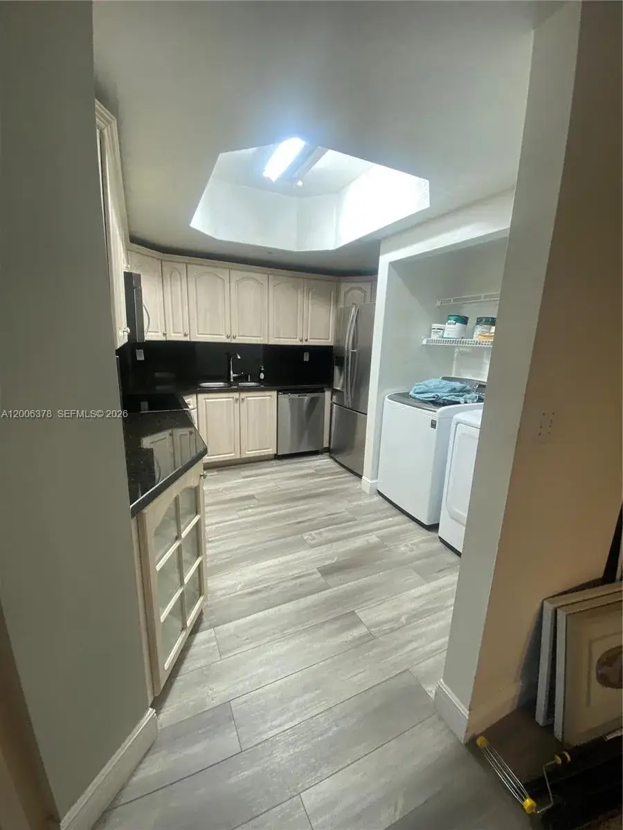 3 bedroom 2 bath Residential for sale at 17405 NW 75th Pl # 107, Hialeah FL 33015