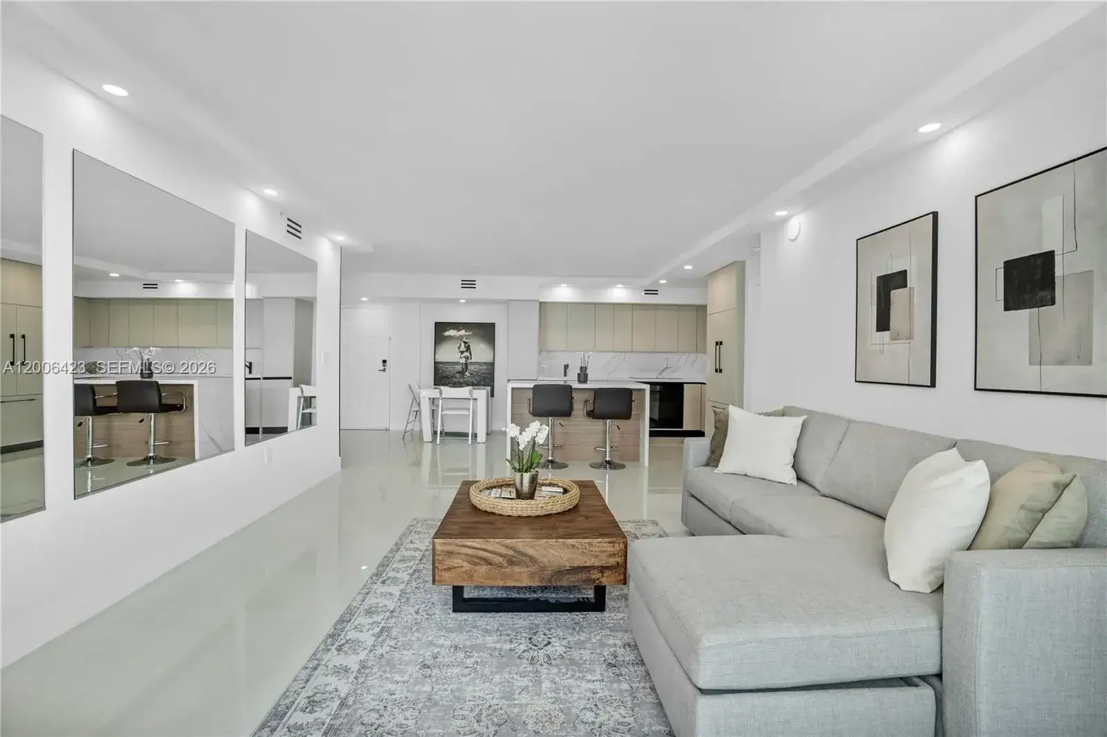 2 bedroom 2 bath Residential for sale at 1155 Brickell Bay Dr # 2003, Miami FL 33131