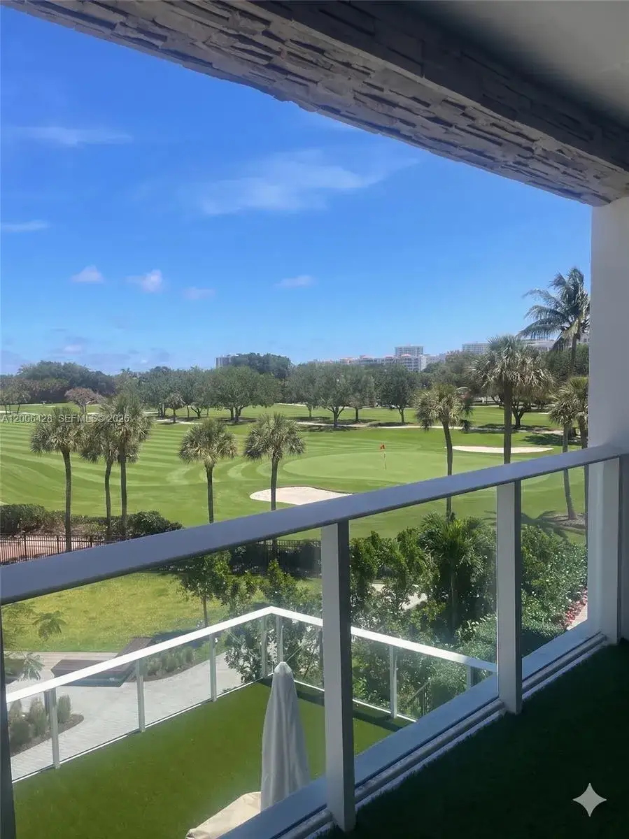 2 bedroom 3 bath Residential for sale at 220 SE Mizner Blvd # 321, Boca Raton FL 33432