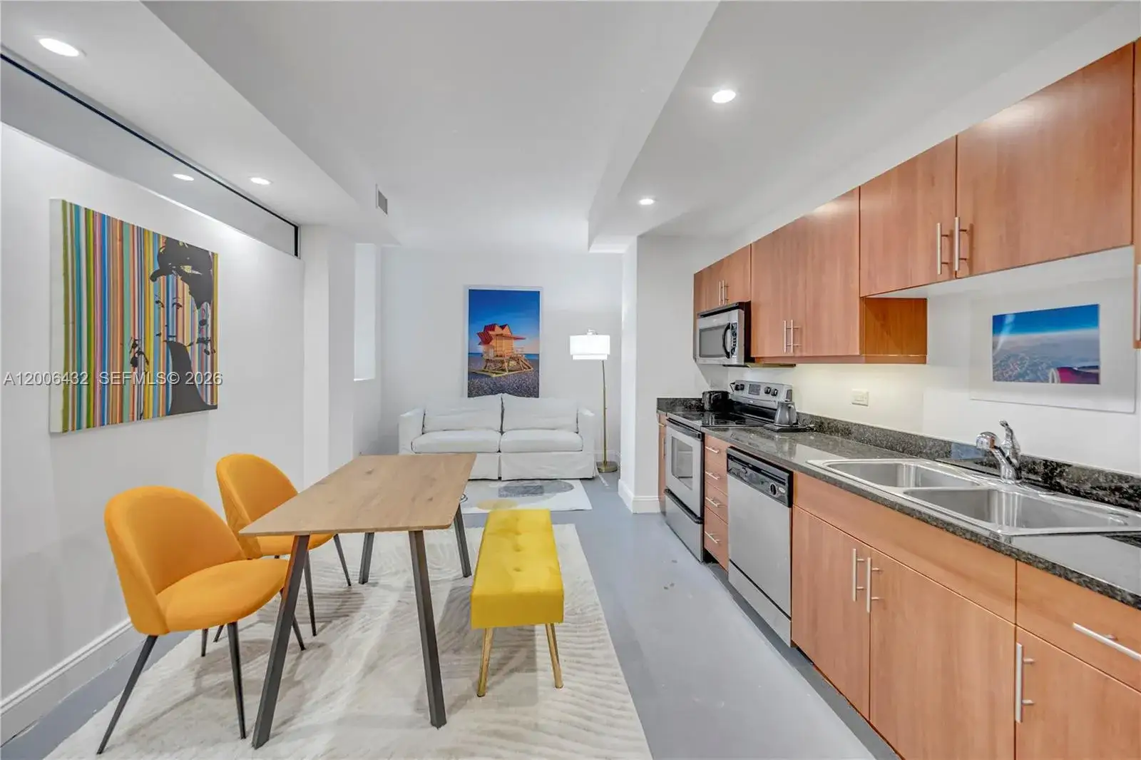 1 bedroom 1 bath Residential for sale at 111 E Flagler St # 506, Miami FL 33131