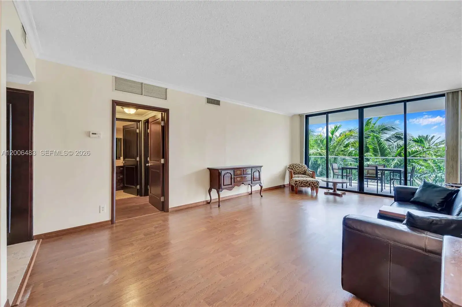 2 bedroom 2 bath Residential for sale at 2800 Island Blvd # 603, Aventura FL 33160