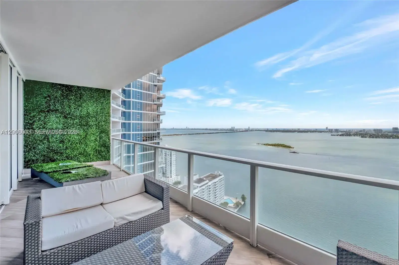 2 bedroom 2 bath Residential Lease for rent at 2020 N Bayshore Dr # 3408, Miami FL 33137