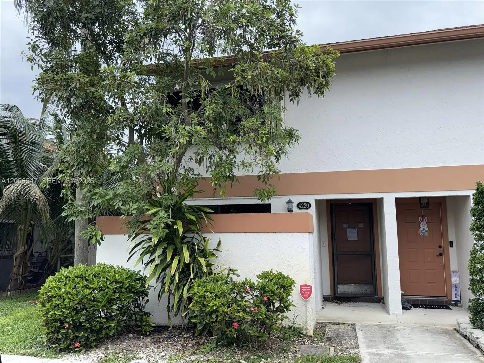4220 SW 71st Way, Davie FL 33314
