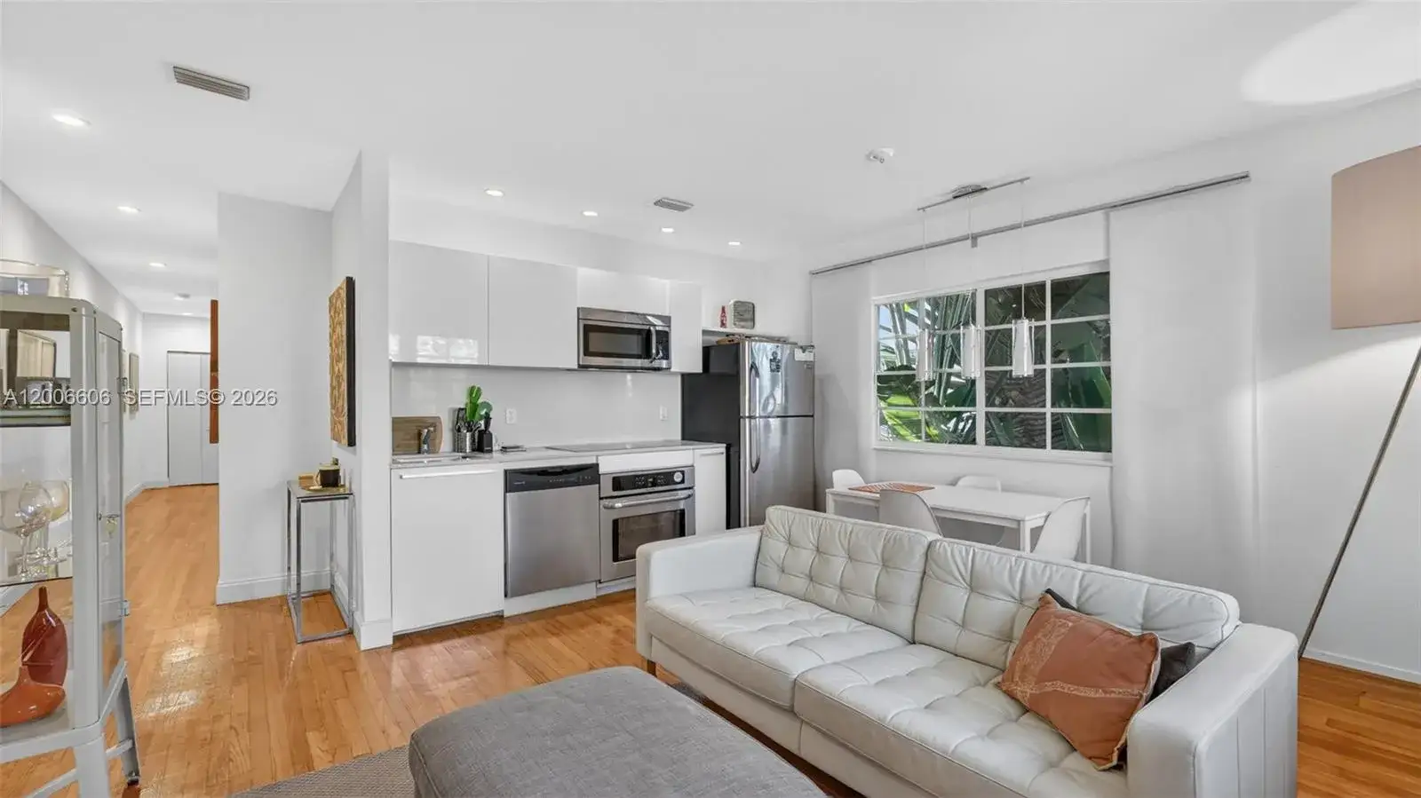 2 bedroom 2 bath Residential for sale at 1410 Euclid Ave # 6, Miami Beach FL 33139