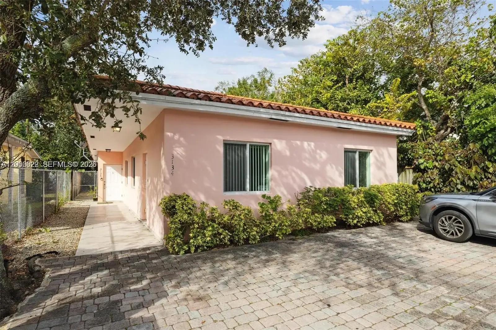 3 bedroom 2 bath Residential Lease for rent at 3134 Hibiscus St # 3134, Miami FL 33133