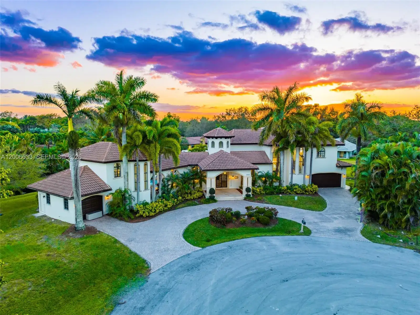 8 bedroom 5 bath Residential for sale at 12000 NW 6th St, Plantation FL 33325
