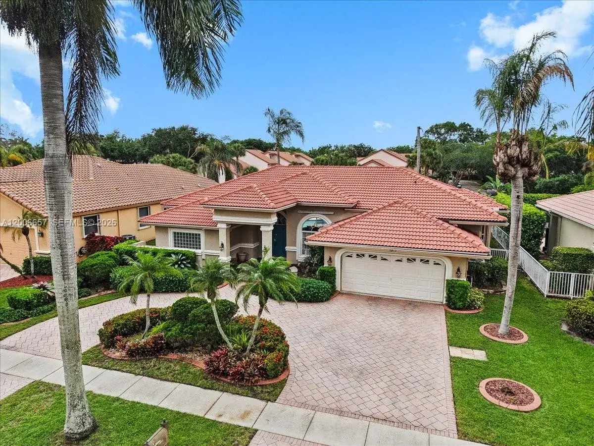 4 bedroom 2 bath Residential for sale at 10912 NW 2nd St, Plantation FL 33324