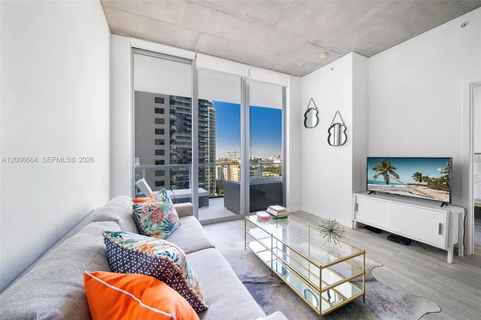 1 bedroom 1 bath Residential Lease for rent at 3470 E Coast Ave # H1806, Miami FL 33137
