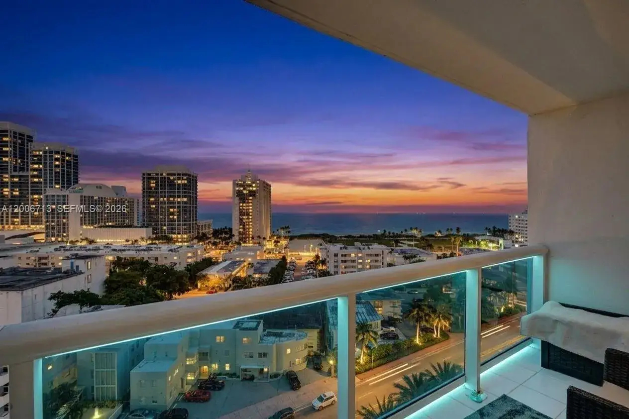 1 bedroom 1 bath Residential for sale at 6770 Indian Creek Dr # 14C, Miami Beach FL 33141