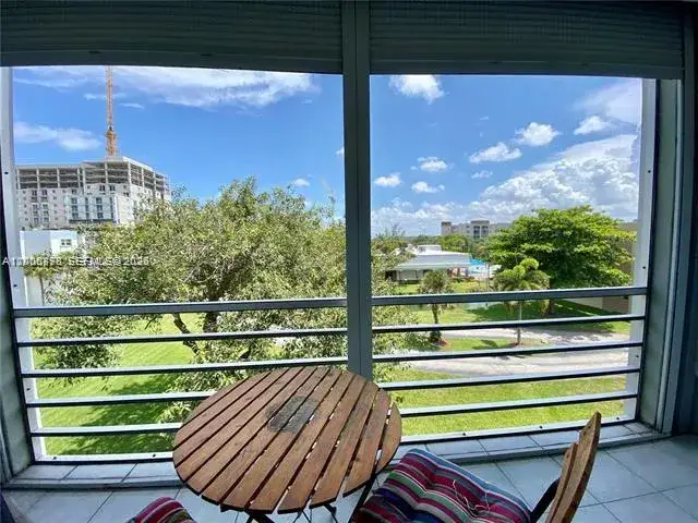 2 bedroom 2 bath Residential Lease for rent at 608 NE 2nd St # 434, Dania Beach FL 33004