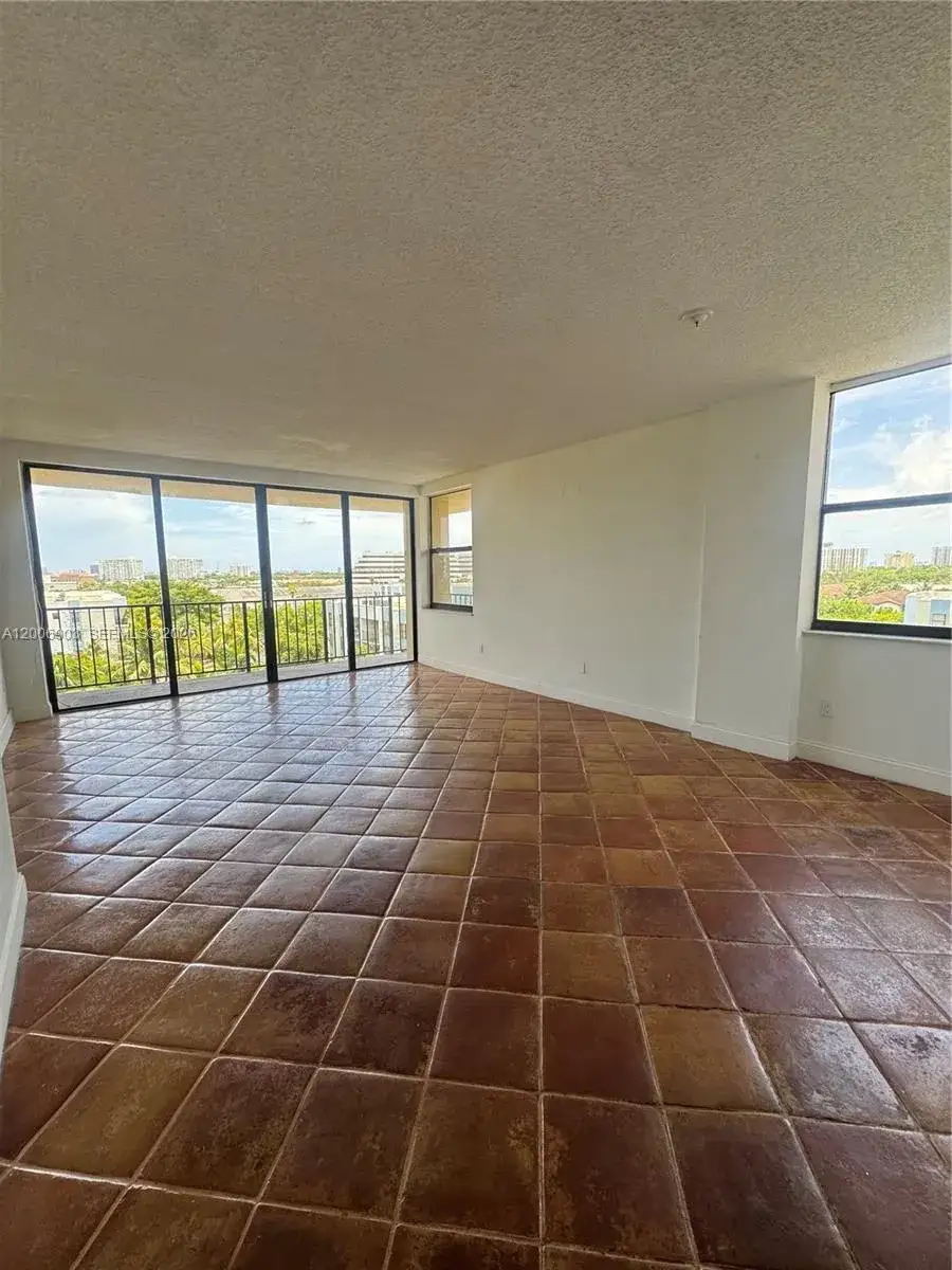 2 bedroom 2 bath Residential for sale at 1470 NE 123rd St # A701, North Miami FL 33161