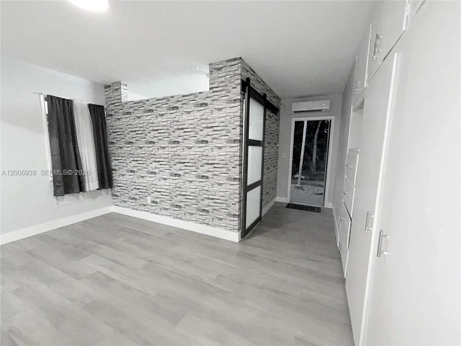 1 bedroom 1 bath Residential Lease for rent at 1815 Mckinley St # 1, Hollywood FL 33020