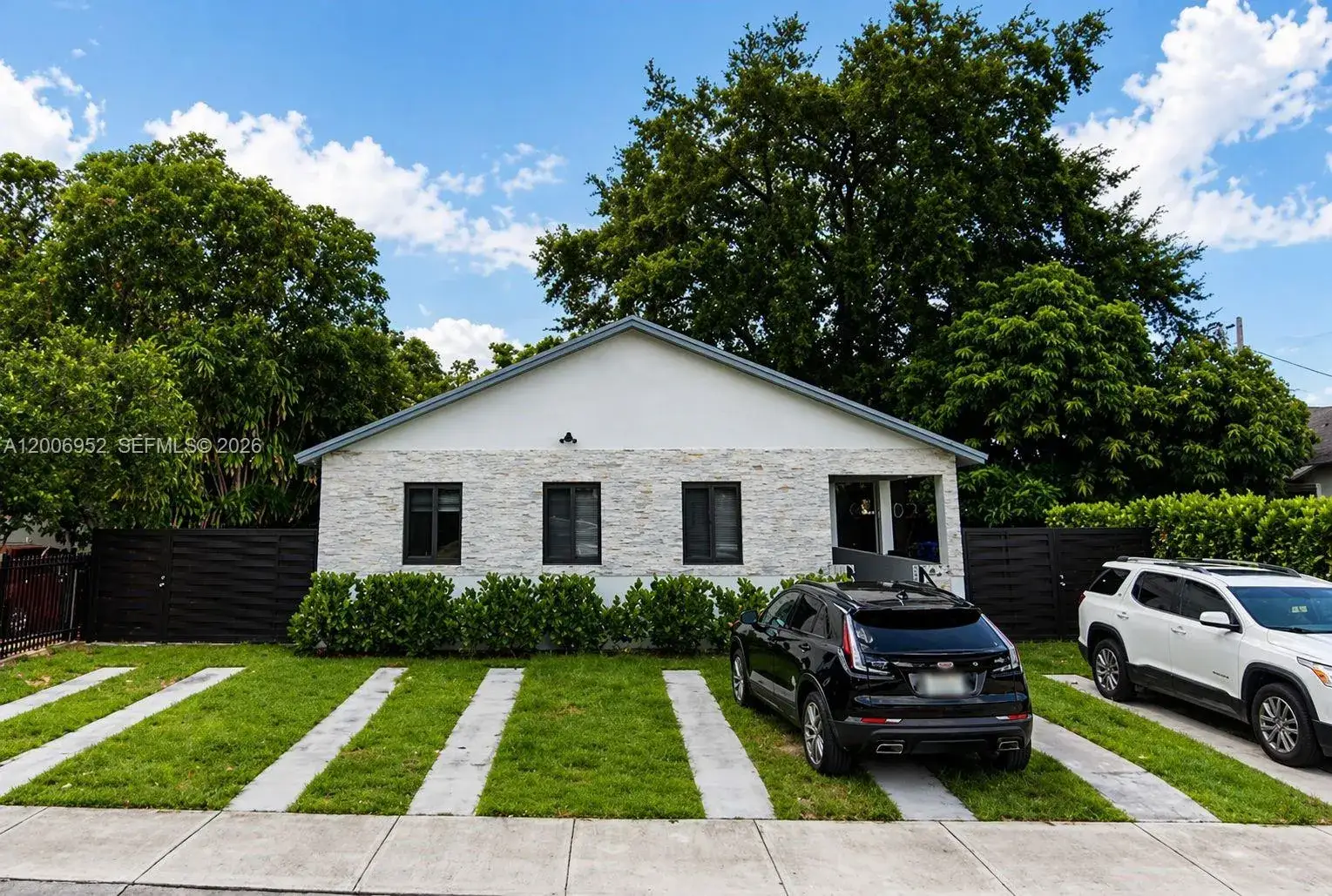 2 bedroom 1 bath Residential Lease for rent at 423 NW 32nd Pl # A, Miami FL 33125