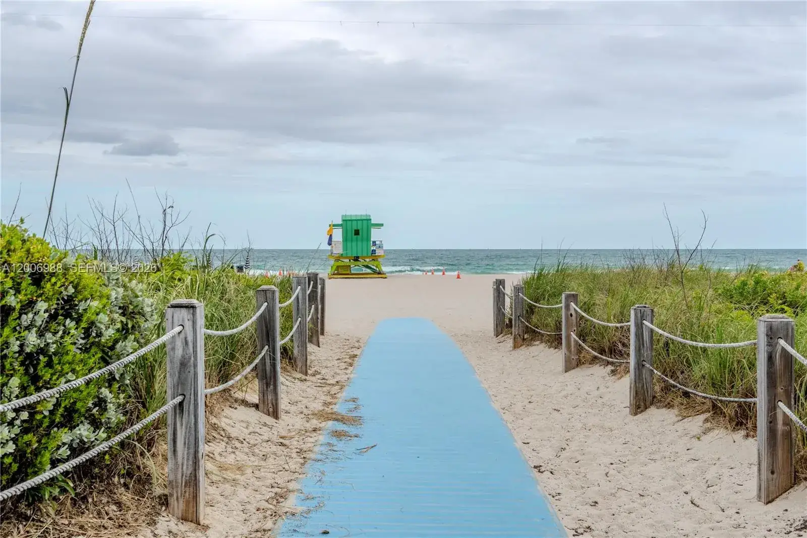 1 bedroom 1 bath Residential for sale at 401 Ocean Dr, Miami Beach FL 33139