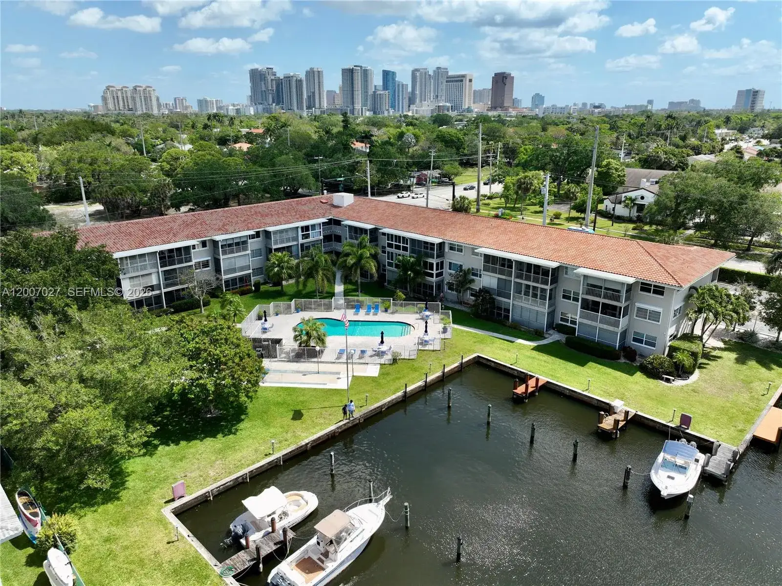 2 bedroom 2 bath Residential for sale at 900 SW 12th St # 108, Fort Lauderdale FL 33315