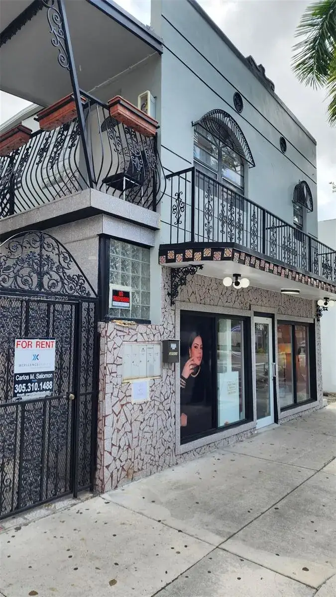 2 bedroom 1 bath Residential Lease for rent at 2272 SW 8th St # 3, Miami FL 33135