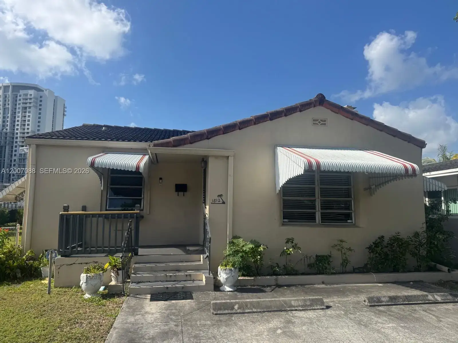 3 bedroom 2 bath Residential Lease for rent at 1812 Fillmore St, Hollywood FL 33020