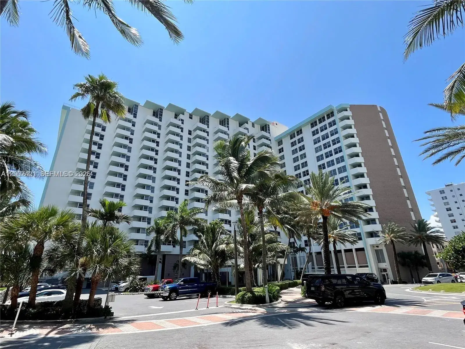 1 bath Residential for sale at 2899 Collins Ave # 1040, Miami Beach FL 33140