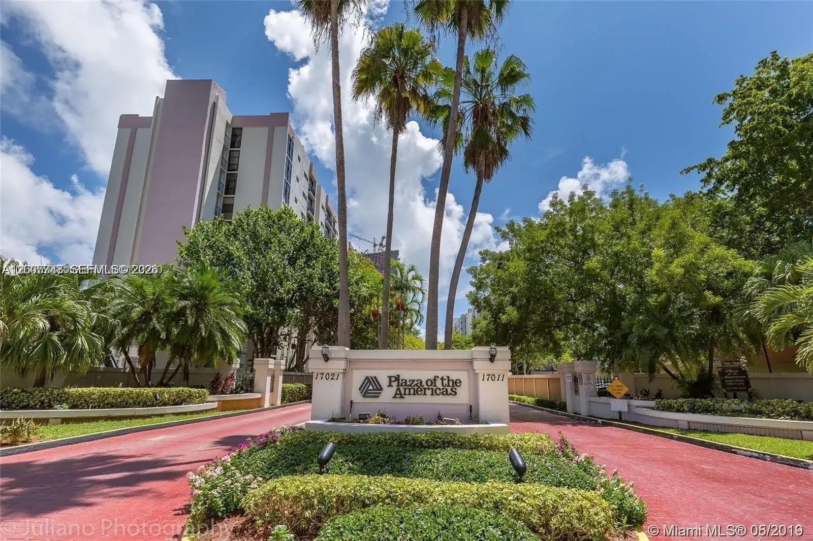 1 bedroom 1 bath Residential Lease for rent at 16919 N Bay Rd # 218, Sunny Isles Beach FL 33160