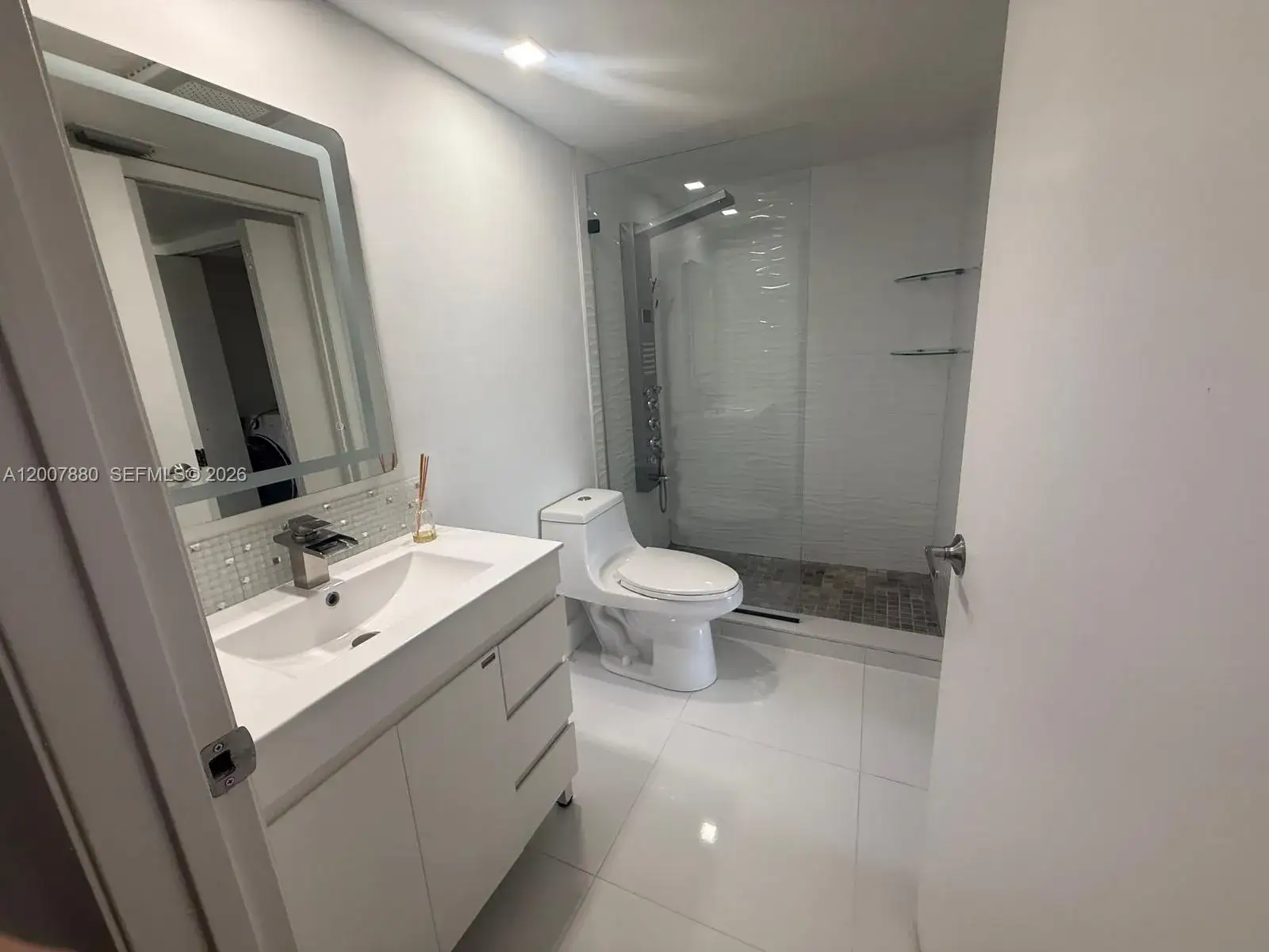 1 bedroom 1 bath Residential for sale at 2024 SE 27 Drive # C, Homestead FL 33035