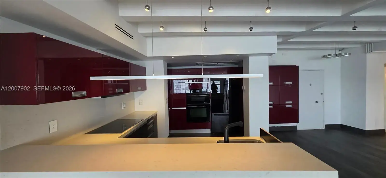 1 bedroom 2 bath Residential Lease for rent at 5255 Collins Ave # 7G, Miami Beach FL 33140