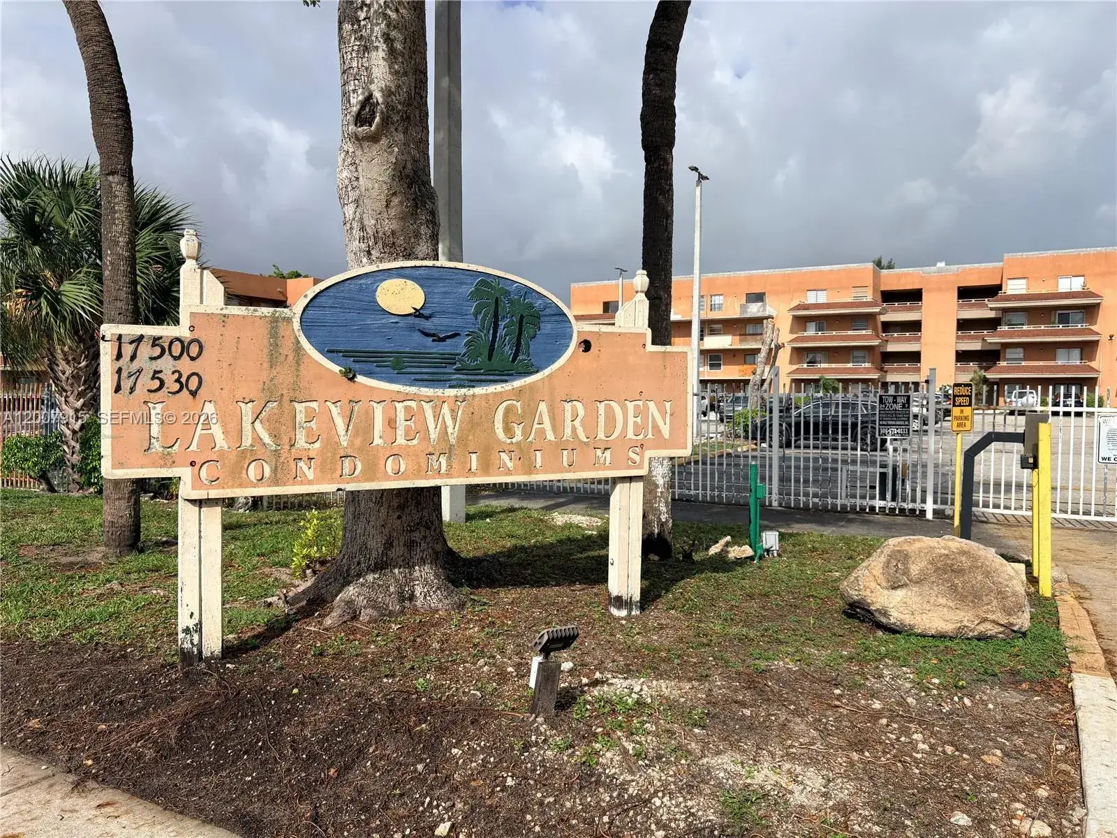 3 bedroom 2 bath Residential Lease for rent at 17600 NW 68th Ave # B2004, Hialeah FL 33015
