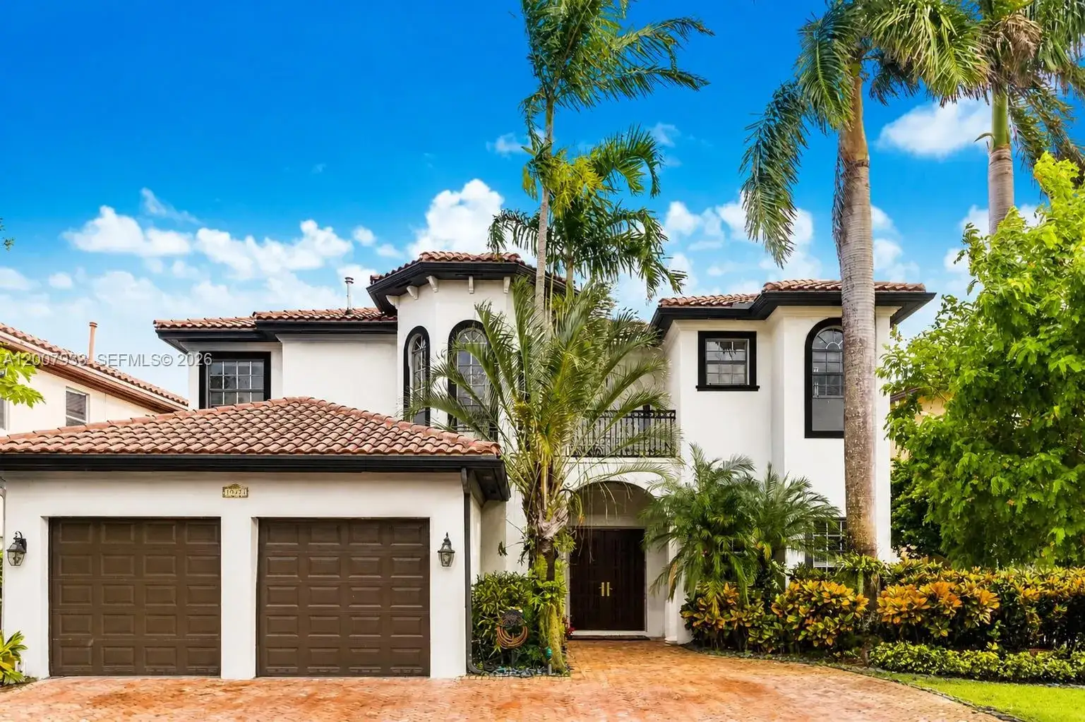 6 bedroom 6 bath Residential Lease for rent at 19471 NE 14th Ct, Miami FL 33179