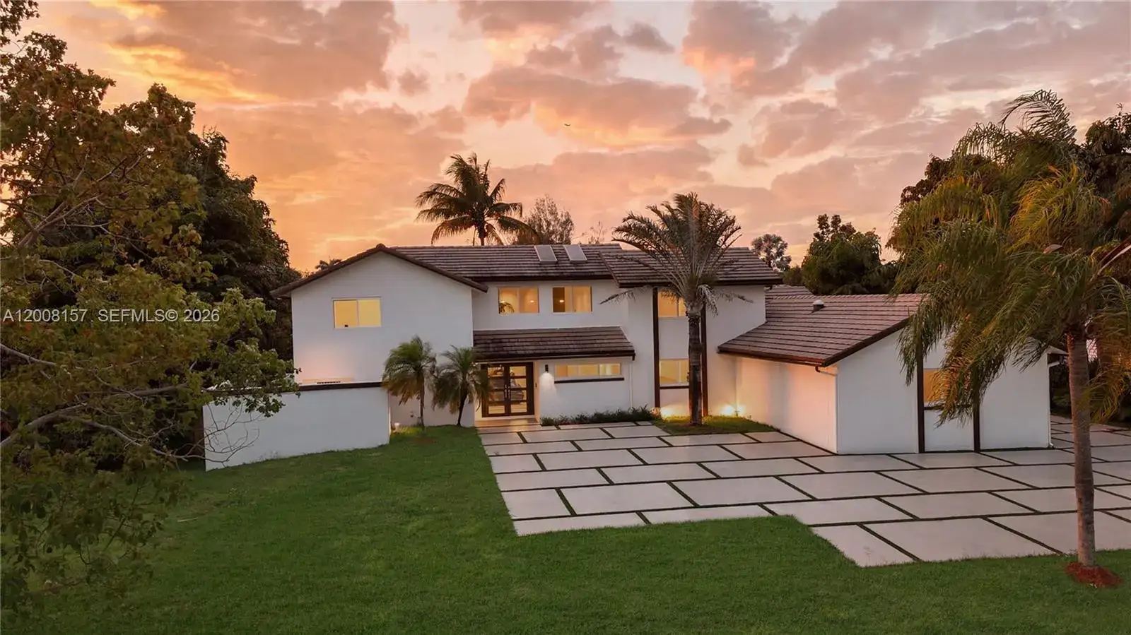 5 bedroom 4 bath Residential for sale at 2181 SW 117th Ter, Davie FL 33325