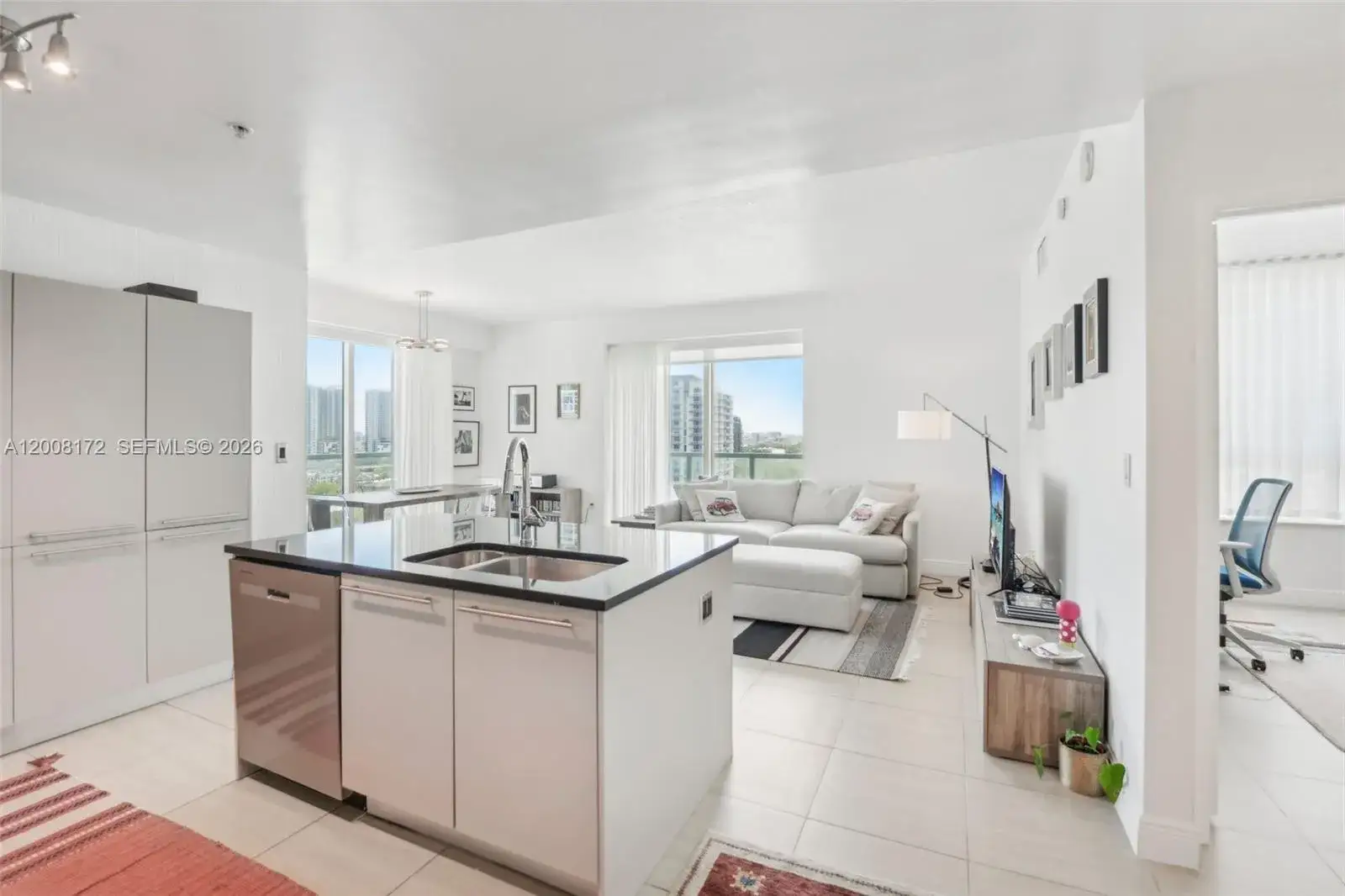 2 bedroom 2 bath Residential for sale at 1900 N Bayshore Dr # 1511, Miami FL 33132